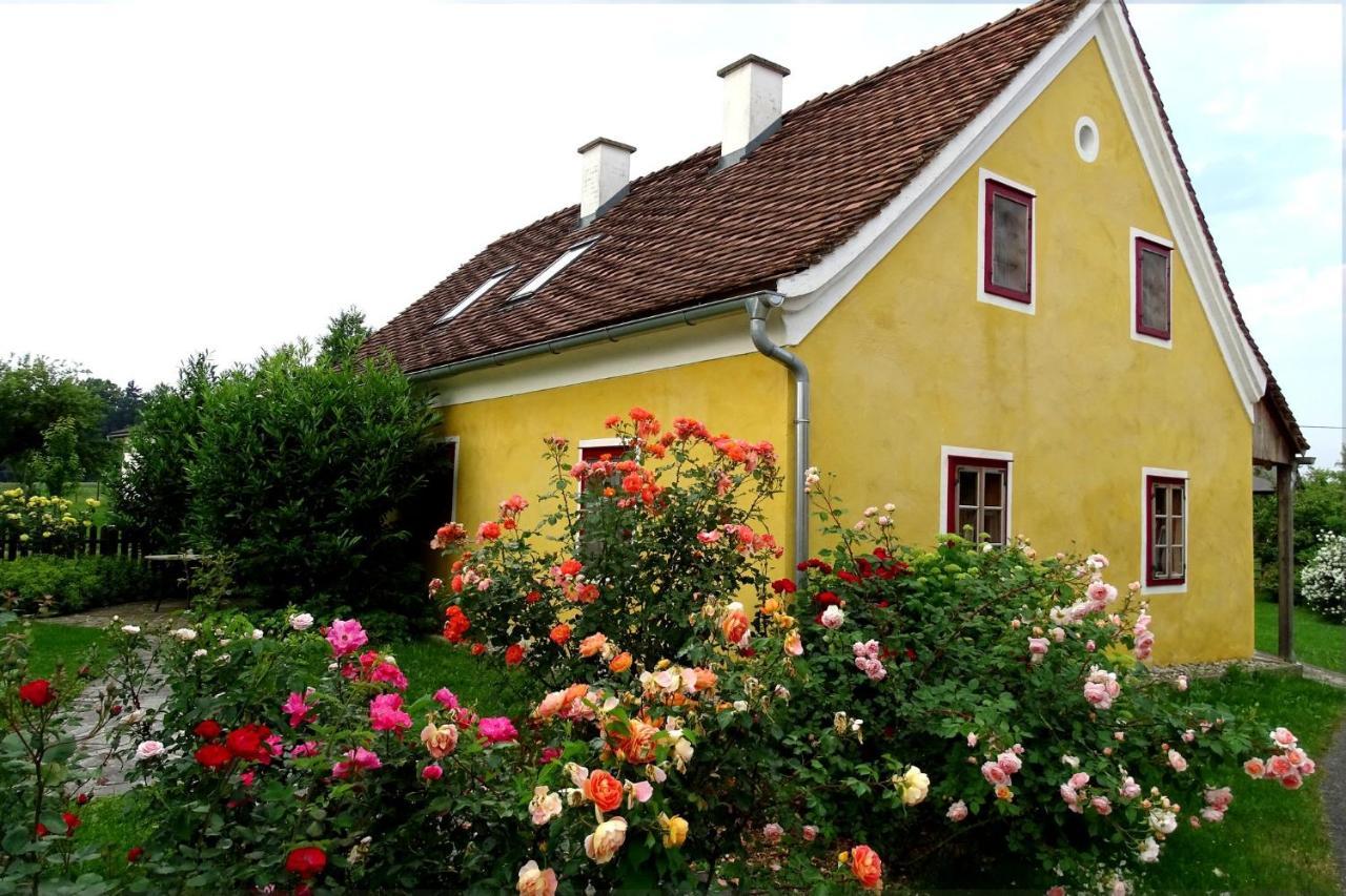 Landlust-Ferienhaus Am Rosenhof Hartberg Bagian luar foto